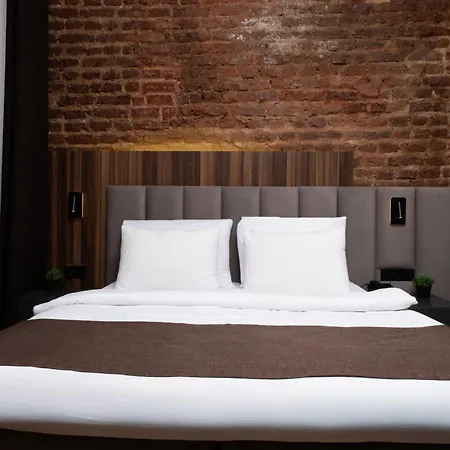 Hotel Karakoey 2*