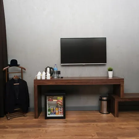 Karakoey Hotel 2*
