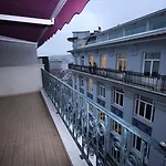 Karakoey Hotel 2*