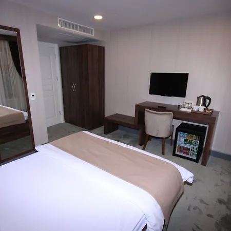 Hotel Karakoey 2*