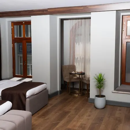 فندق فيتا سويتس كاراكوي 2*